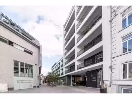 penthouse avec 4 chambres & 2 terrasses à la hopmarkt  aalst