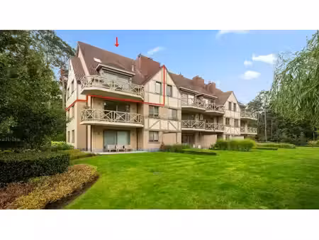 exclusief hoekappartement van 168m² met terras  autostaan...