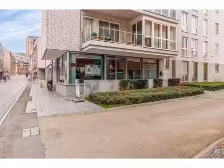 gunstig gelegen handelsgelijkvloers