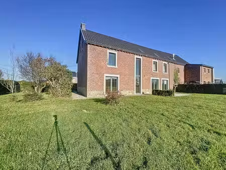 partie de ferme rénovée à 2 minutes du centre d'aubel