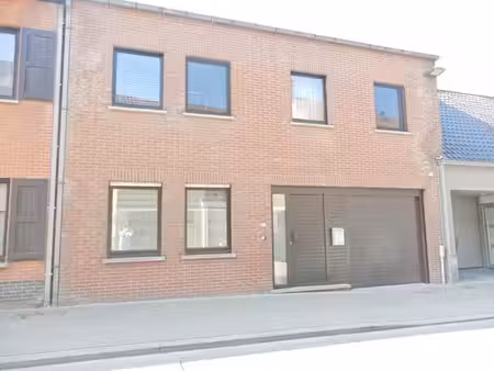 woning te ruiselede.