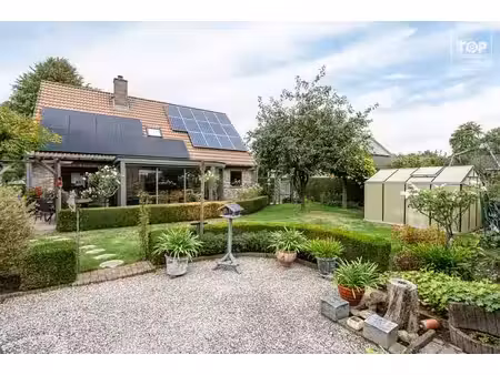 open bebouwing gelegen in een kindvriendelijk omgeving.