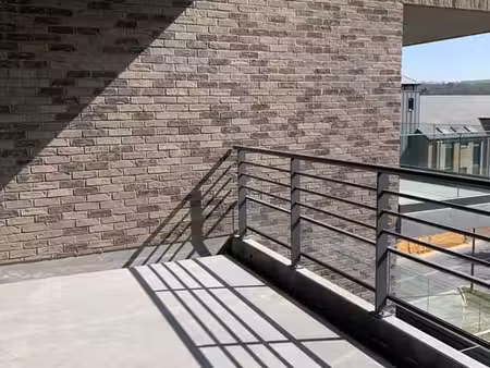 appartement 2ch en plein coeur de marche  dans un cadre verd