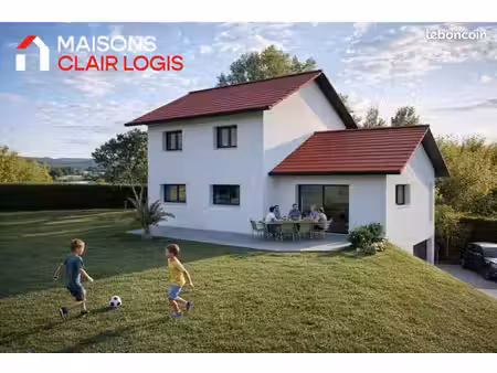 maison 5 pièces 1 117 m²