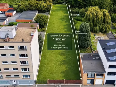 rare terrain constructible de 1187m2 en centre-ville