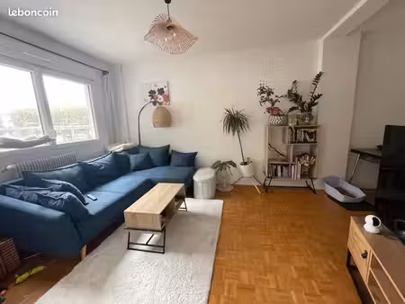 t2 meublé 61 m2 spacieux et fonctionnel