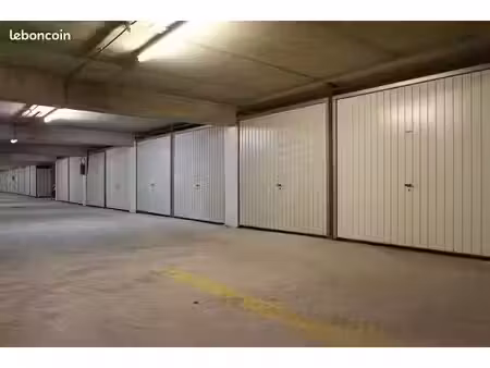 box / boxe / garage à louer