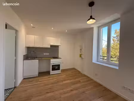 studio 1 pièce 23 m²