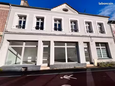 local commercial à louer