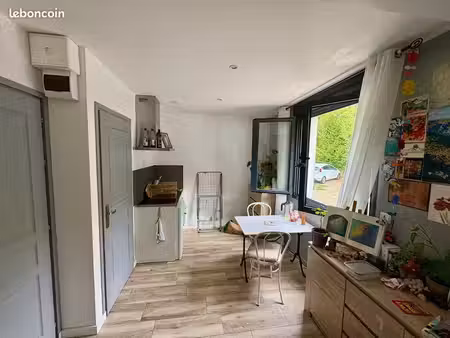 studio meublé de 25 m2 à louer à bures sur yvette