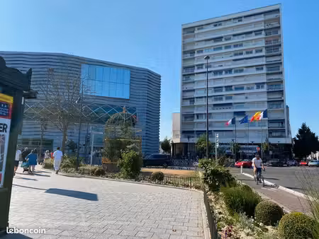 location d'une pièce bureau