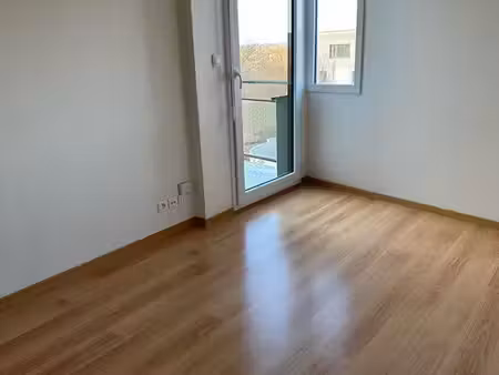 à louer t2 pacé près de rennes