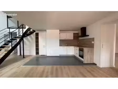 appartement t4 hyper centre