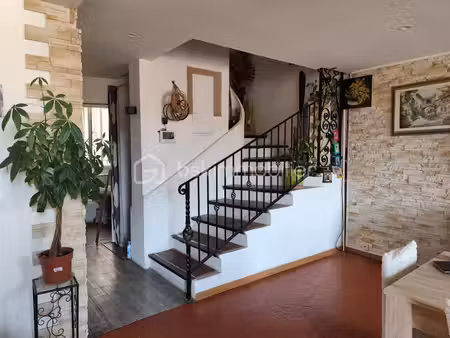 les arcs-sur-argens – bel appartement de 108 m² au cœur du village