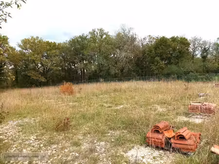 terrain constructible à vendre 1 714 m²