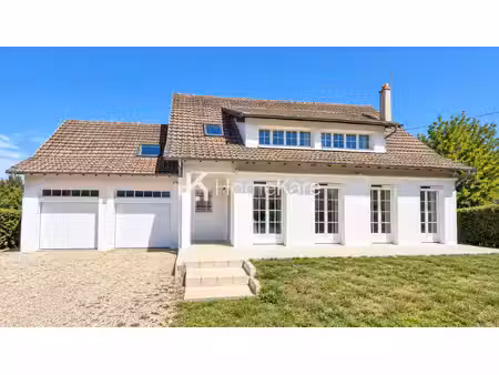 maison avec piscine et double garage