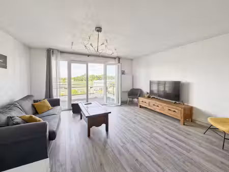 a vendre - appartement dernier étage t2 54m2 - annemasse gare