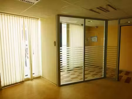 immeuble - 140m ²