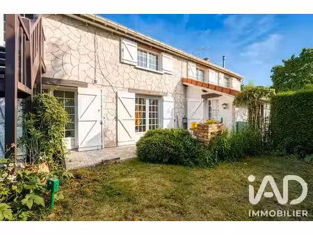 appartement à le perray-en-yvelines (78610)