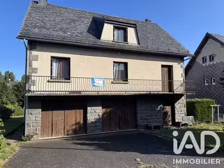 maison de ville à besse-et-saint-anastaise (63610)