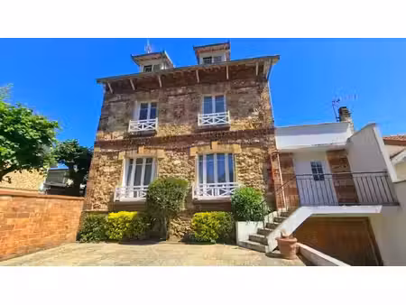 meulière au centre de ville de saint prix