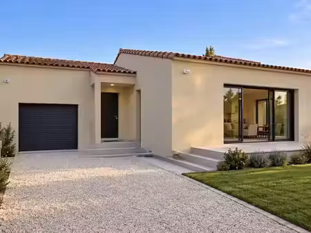vente maison 4 pièces 130 m² uchaud (30620)