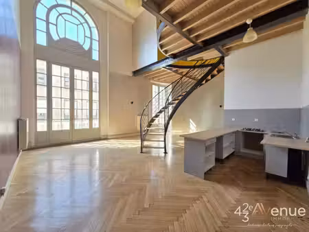 appartement d'exception au cœur de l'hôtel des ingénieurs avec terrasse et balcon – saint-