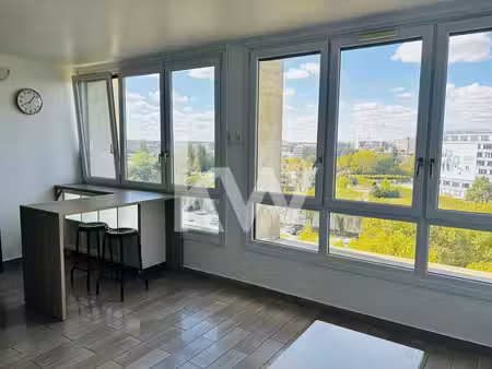 meudon-la-forêt – studio lumineux de 27 m² avec parking et c