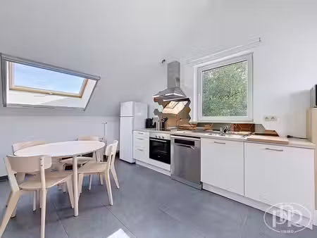 pas de domiciliation possible. studio de ± 49 m²