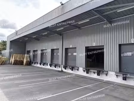 location local d’activités languidic 56440 2620m²
