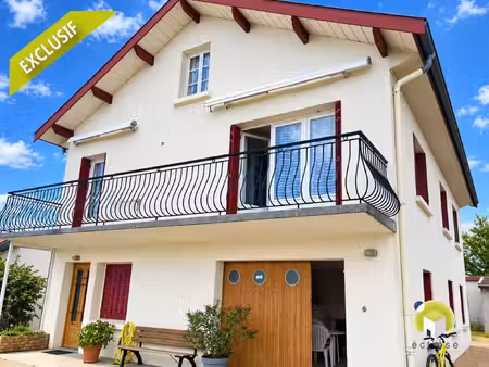 polliat - a vendre maison indiv. 90 m2 à rénover + garage +