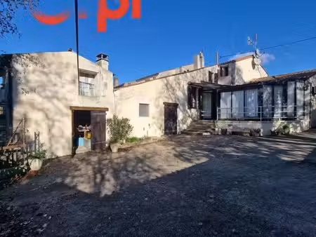 maison 5 pièces 1000 m² de jardin avec dépendances