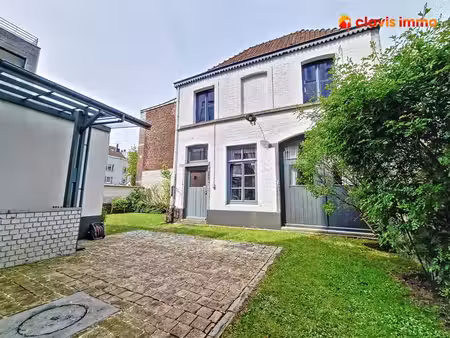 charmante arrière maison