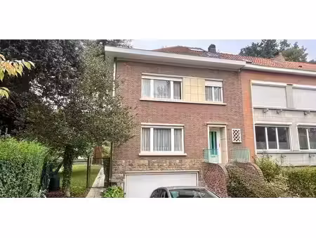 maison à louer à watermael-boitsfort pour € 2.900 avec 6 chambres à coucher