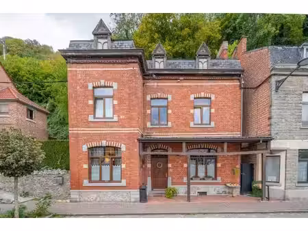 maison 3 chambres avec jardin à hastière