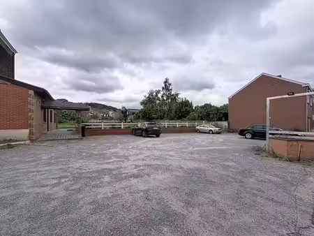 terrain a batir avec permis obtenu pour 3 maisons avec jard