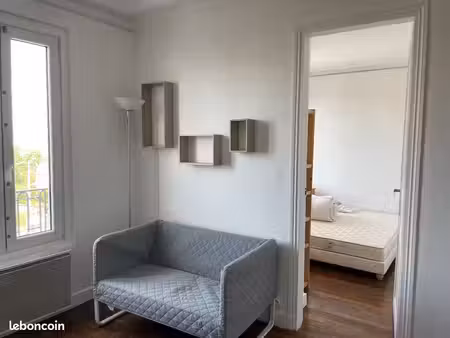charmant 2 pièces meublé 23m2 gare des vallées