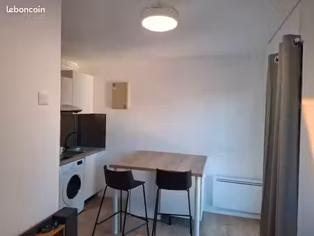 studio juste rénové niort centre ville