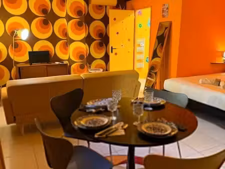 studio 70 – meublé  climatisé et plein de charme – nîmes centre