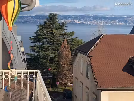 evian centre t2 44 m2 / rue piétonne 4è avec ascenseur