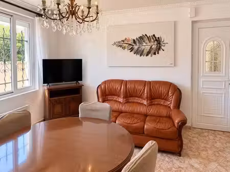 maison meublée tout confort : plain-pied  2 chambres  jardin  climatisation & chauffage