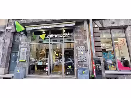location locaux professionnels 2 pièces 105 m² à riom (63200)  1 204 €