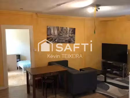appartement dans petite copropriété au 2ème étage