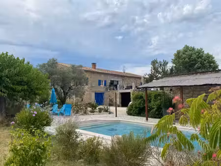 magnifique mas en pierre au coeur de l'ardèche