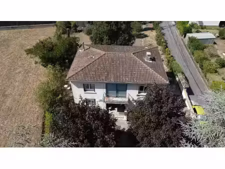grande maison familiale t7 4/5 chambres  2 garages sur 1274m² arborés avec dépendance et p