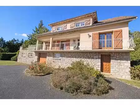 maison familiale 220 m² + 220 m² de garage/stockage +terrain soleymieux