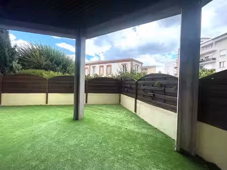 location appartement 4 pièces 83 m² à montauban (82000)