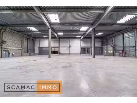 location entrepôt combs la ville 77380 1726m²