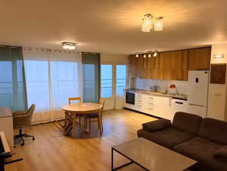 appartement 1 ch. ±70 m² – terrasse – semi-meublé