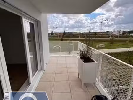 location appartement 3 pièces à épron (14610) : à louer 3 pièces / 60m² épron
